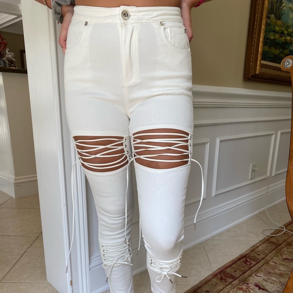 Denim - White lace up jeans